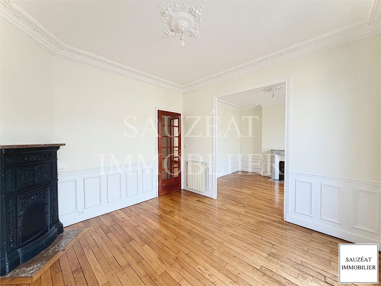 Location appartement 50.00 m² à MONTROUGE