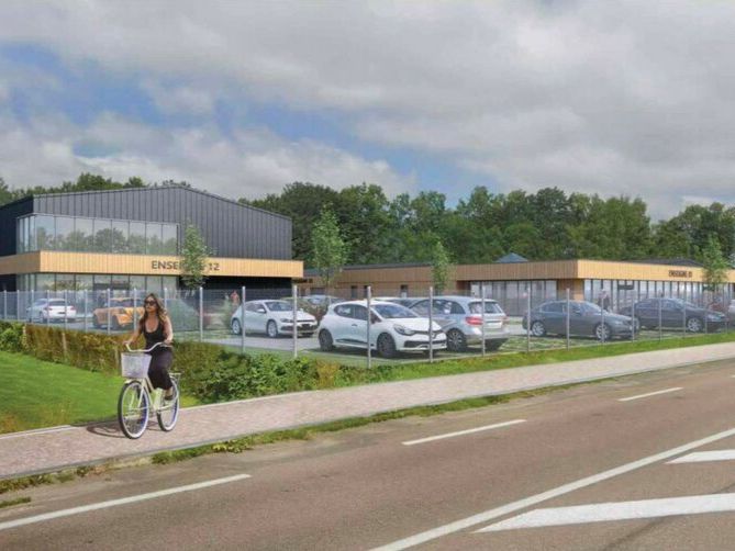 Vente local d''activites 6600 m² divisibles à partir de 200 m²