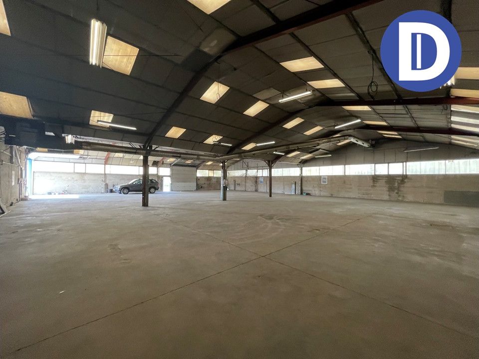 Vente activites 1570.00 m² non divisibles