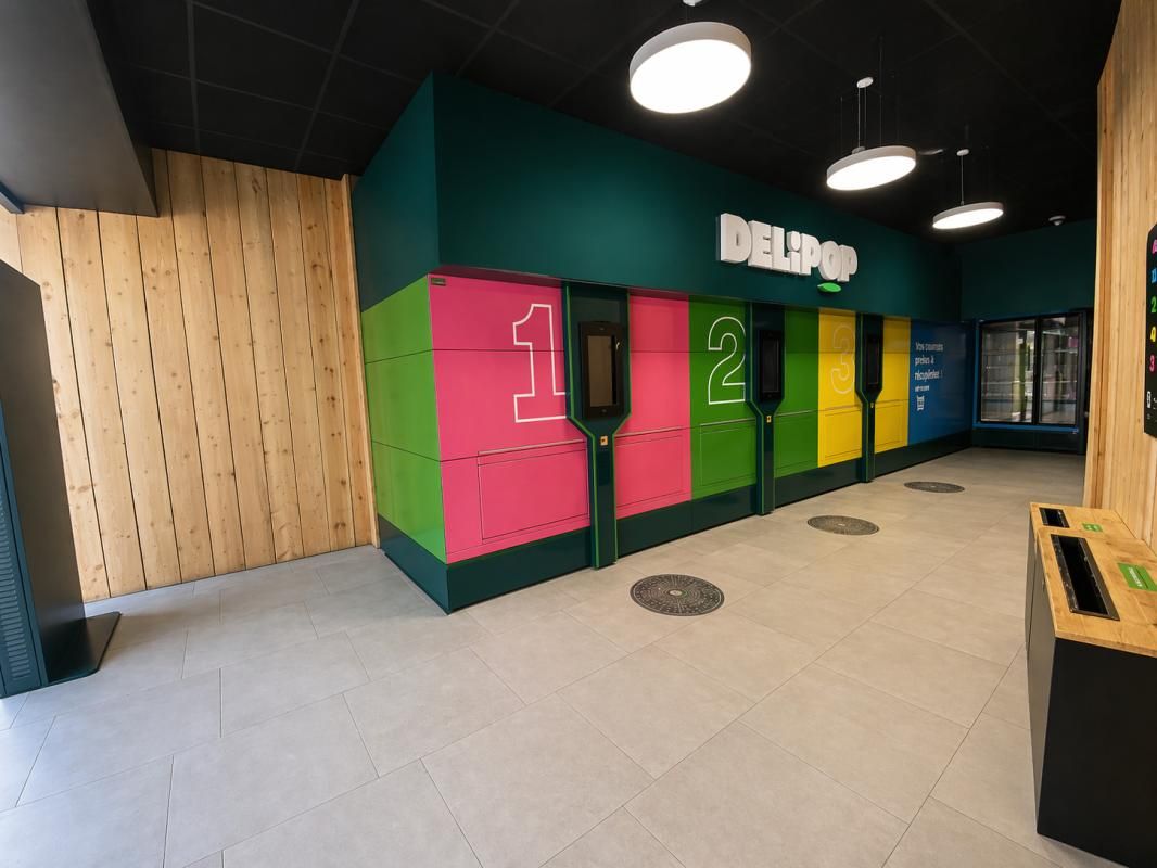 Location local commercial 106 m² non divisibles