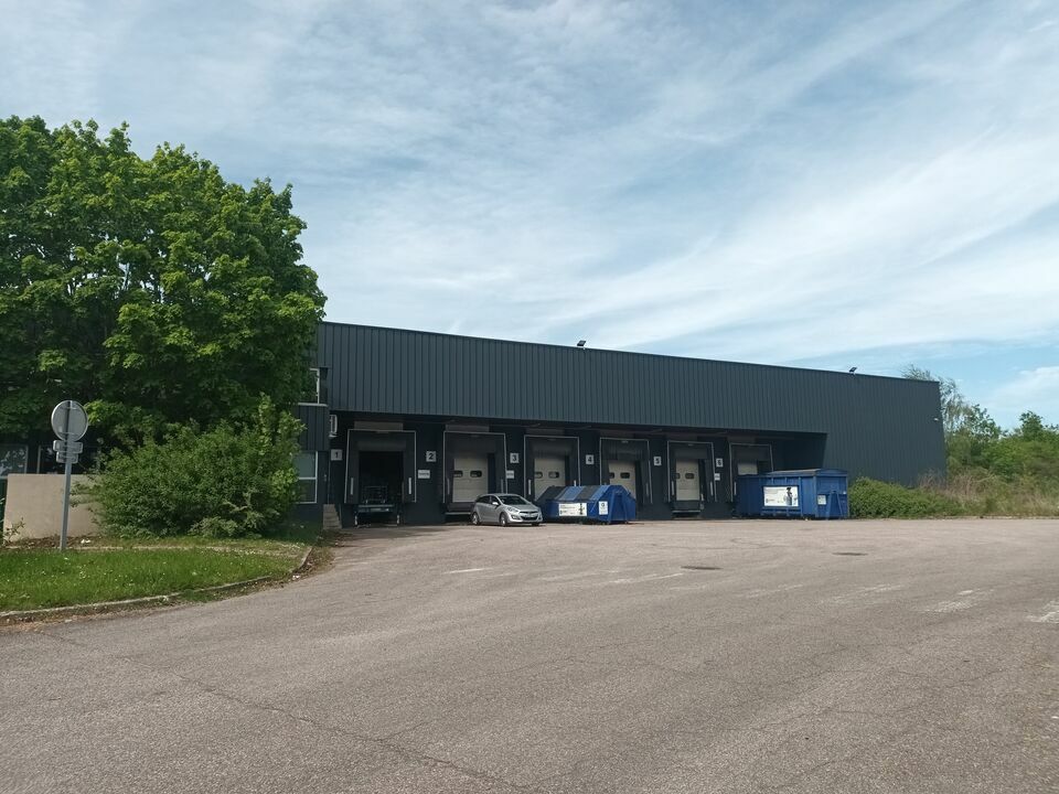 Bâtiment entrepôt logistique 4600 M²