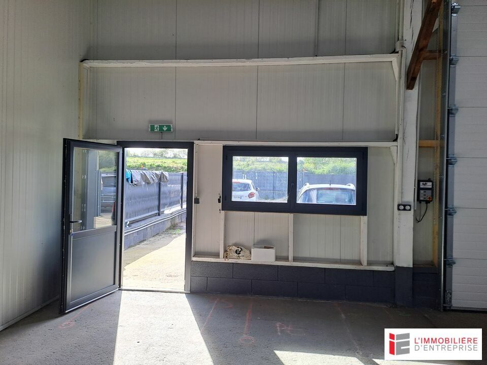 LOCATION LOCAL D'ACTIVITÉ – 250 m² – SAINT-ARMEL