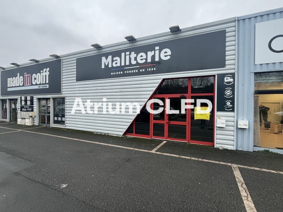 Location local commercial 481 m² non divisibles