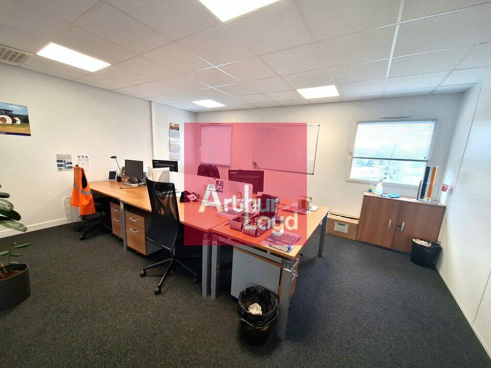 CLERMONT-FERRAND LA PARDIEU A LOUER BUREAUX 1130m² - BATIMENT INDEPENDANT -  PARKING 51 PLACES  - TERRASSE