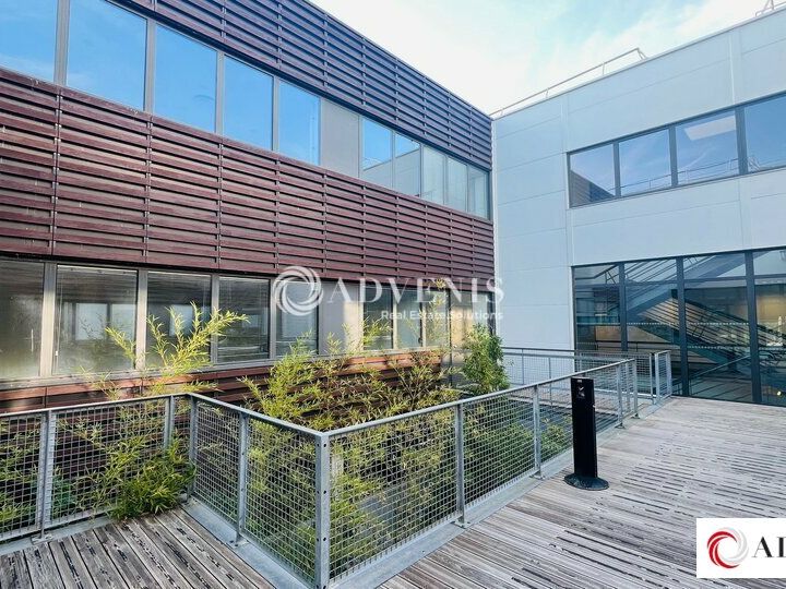 A LOUER - BUREAUX - 1765 M² à partir de 238 m²