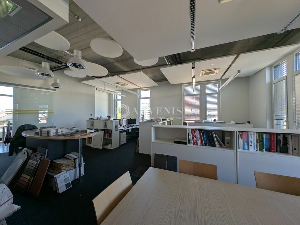 Vente bureaux 193 m² non divisibles