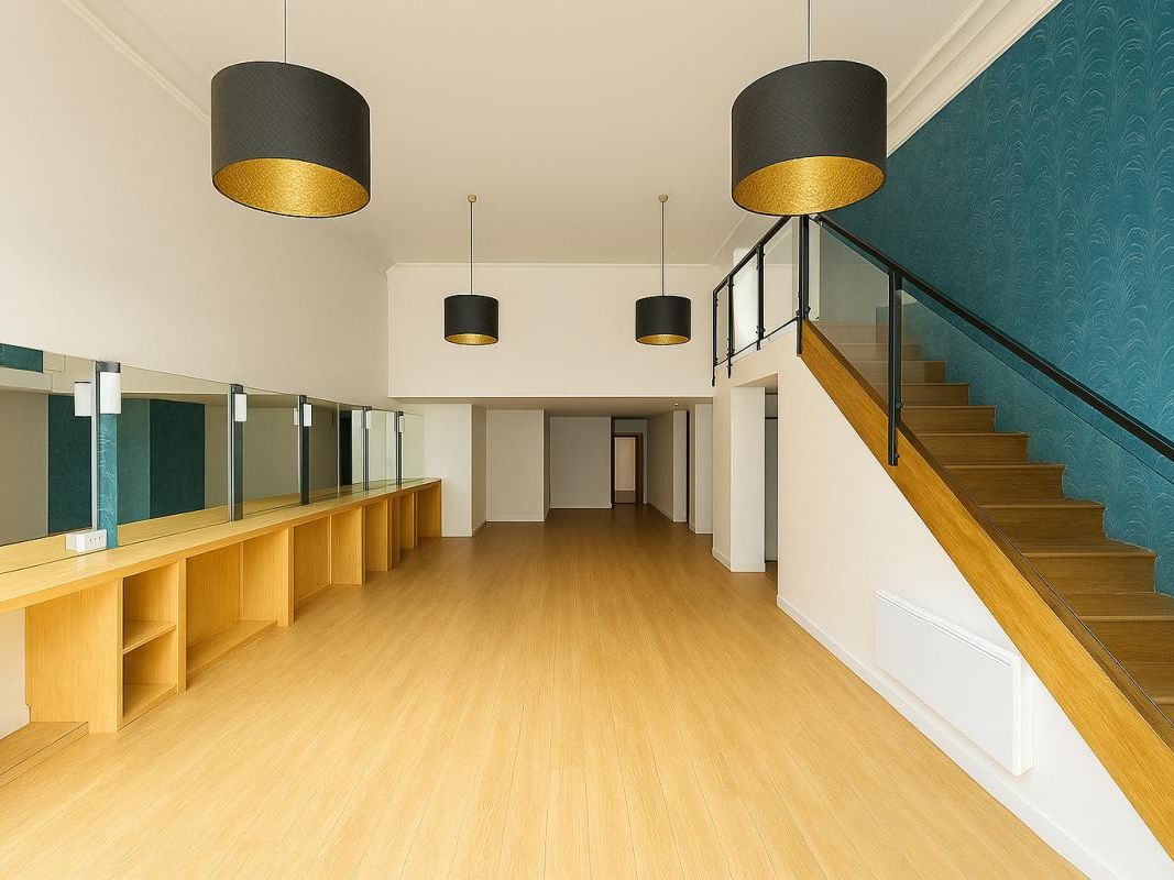 Location local commercial 80 m² non divisibles