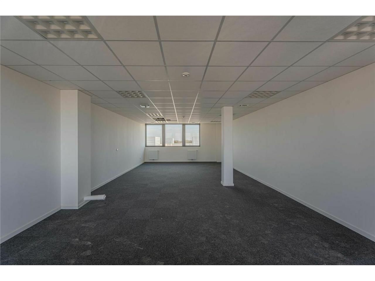 Location bureaux 62 m² à Épron