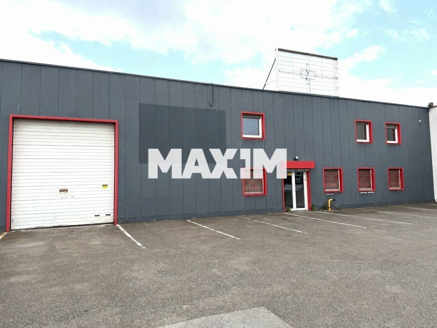 Location local d''activites 562 m² non divisibles