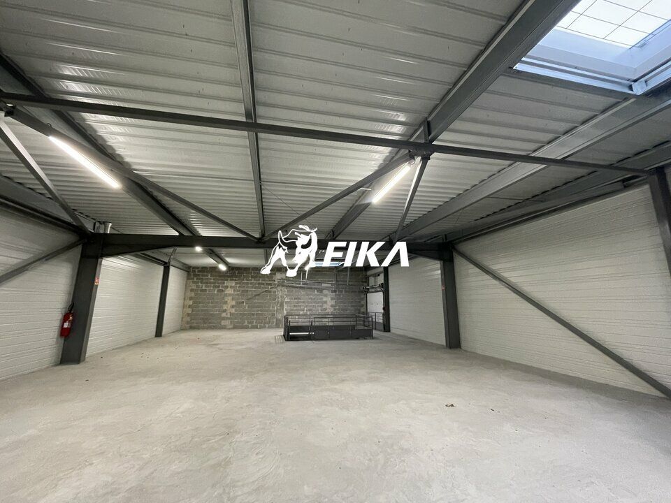 Vente local d''activites 600 m² non divisibles