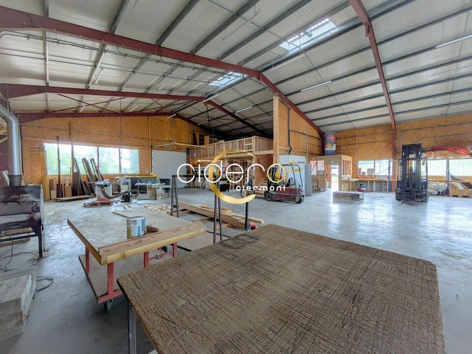 A vendre local d'activité zone d'activité du Pont des Chèvres (03160 Bourbon-l'Archambault) 