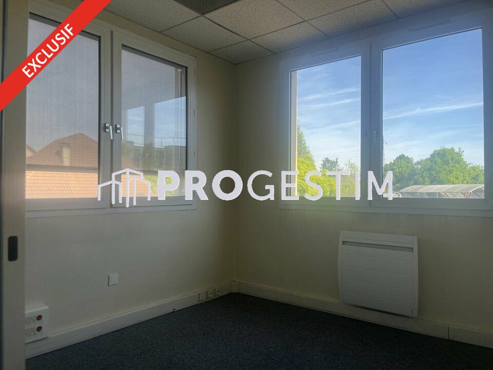 Location bureaux 85.06 m² non divisibles
