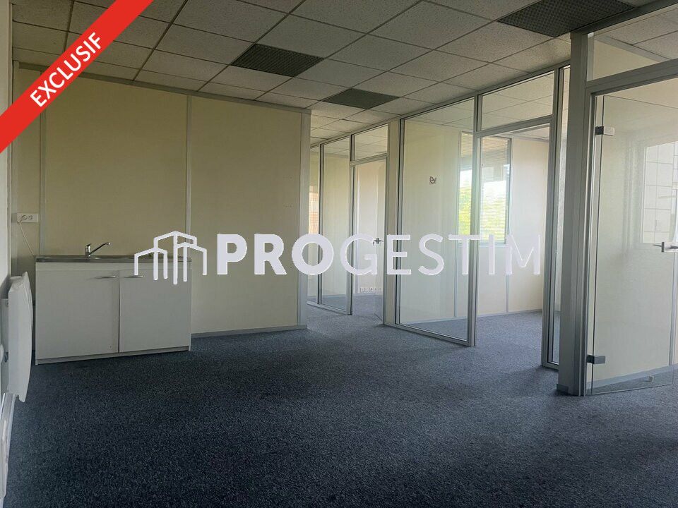 Vente bureaux 85.06 m² non divisibles
