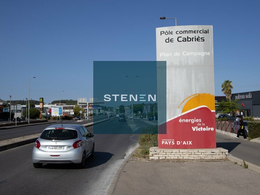 LOCATION LOCAL COMMERCIAL 720m2 - CABRIES PLAN DE CAMPAGNE