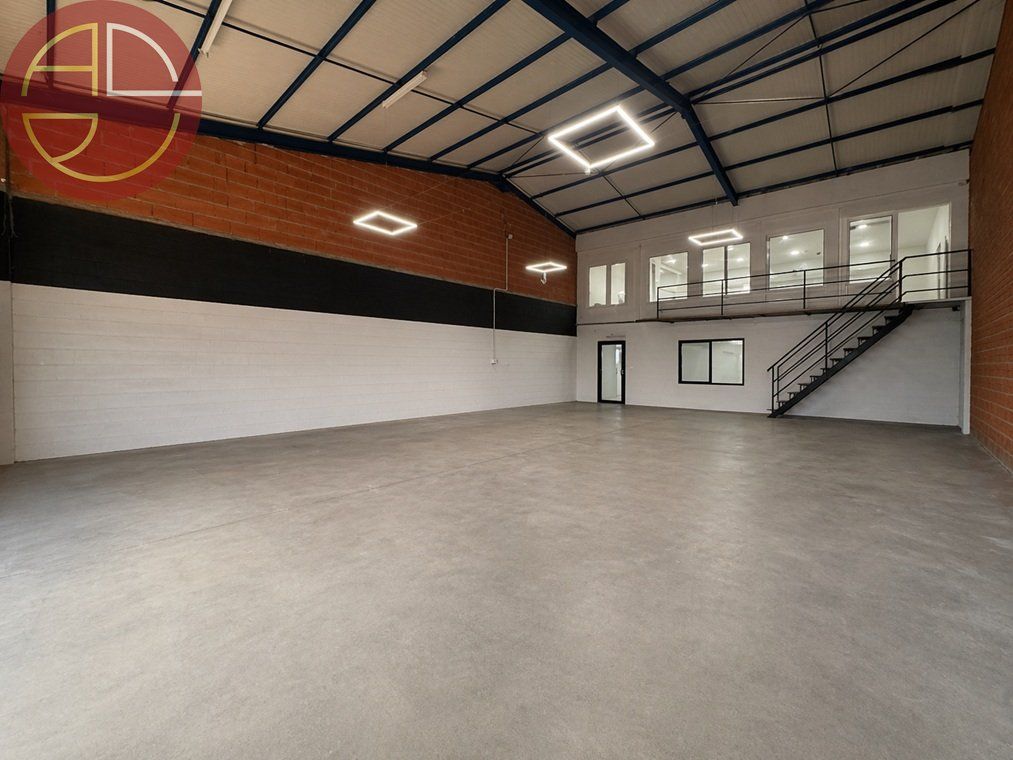 Location local 200 m² à SAINT-ORENS-DE-GAMEVILLE
