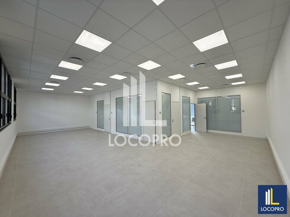 A LOUER - BUREAUX - 120 M2 DIVISIBLES - SOPHIA ANTIPOLIS