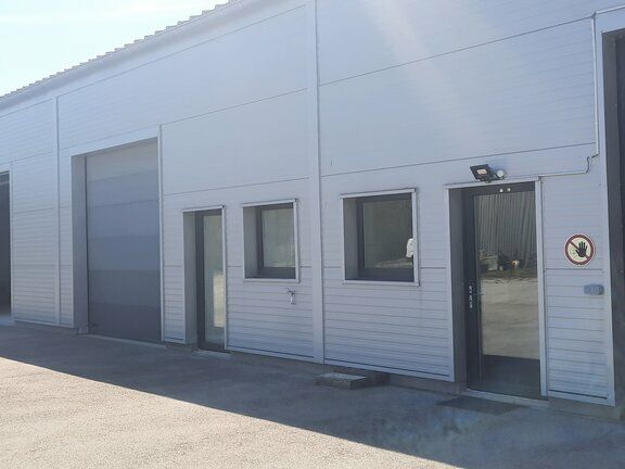 Vente local d''activites 640 m² non divisibles