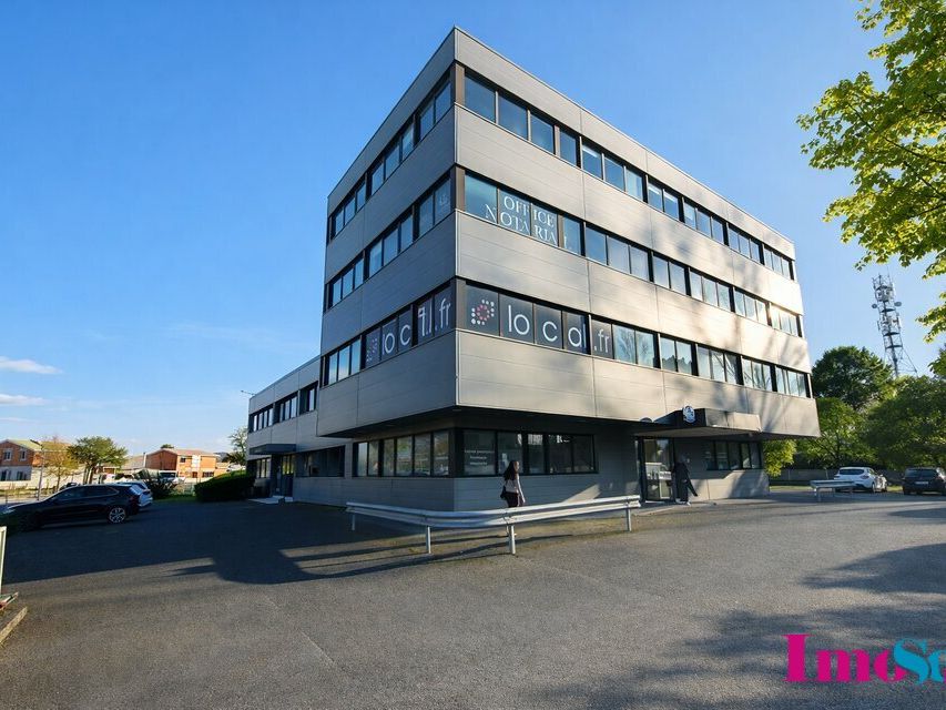 Location bureaux 200 m² non divisibles