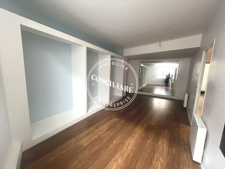 Location bureaux 164 m² non divisibles