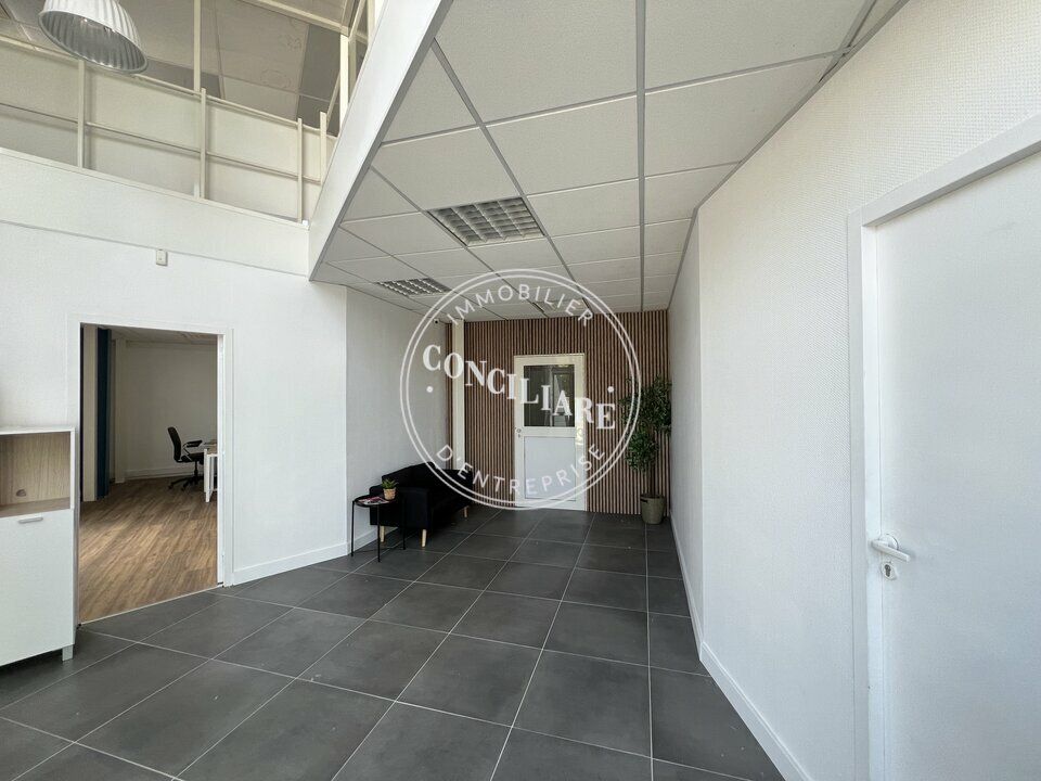 Vente bureaux 275.88 m² non divisibles