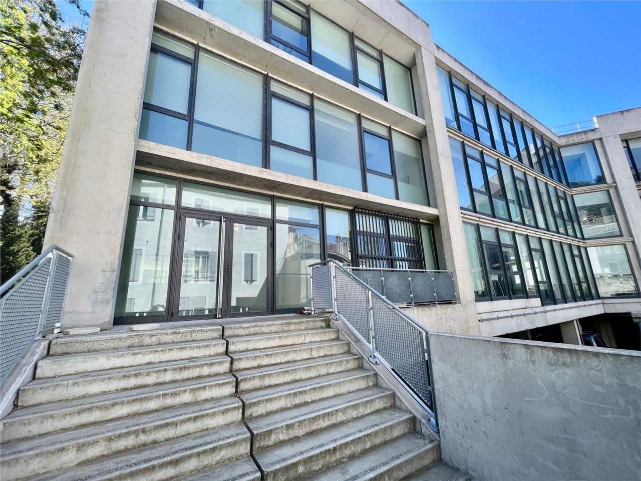 Location bureaux 80 m² à Marseille 11ème