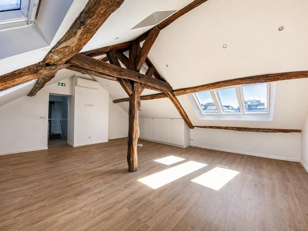 Location bureaux 85 m² non divisibles
