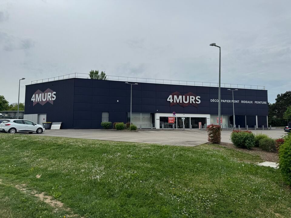 Location local commercial 1322 m² non divisibles