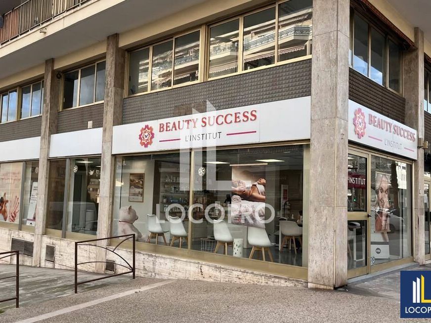 Location local commercial 100 m² non divisibles