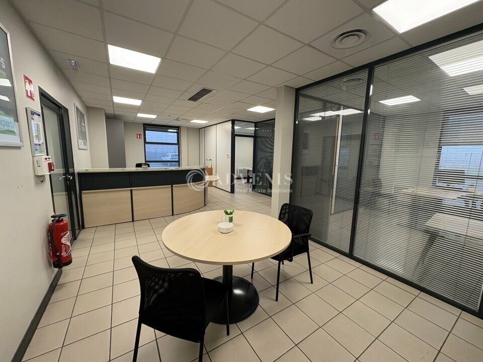 Location bureaux 90 m² non divisibles
