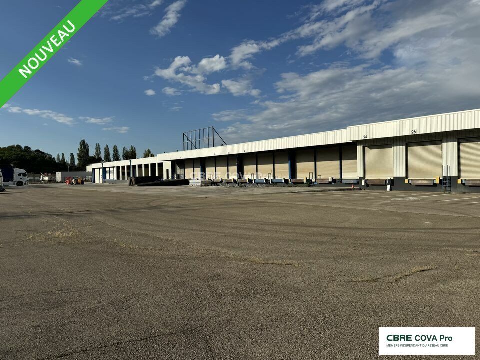 Location local d''activites 972 m² non divisibles