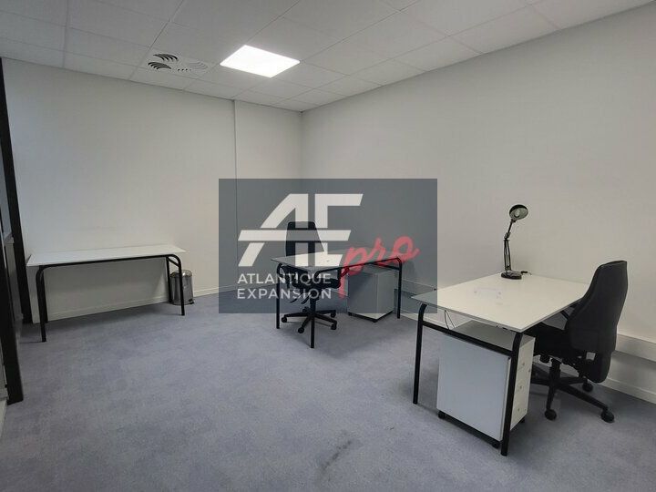 Location bureaux 47.62 m² non divisibles