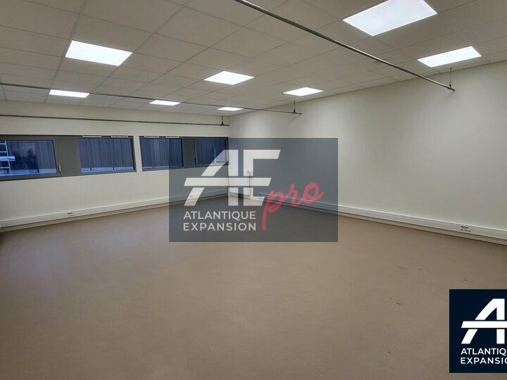 Location bureaux 43.23 m² non divisibles