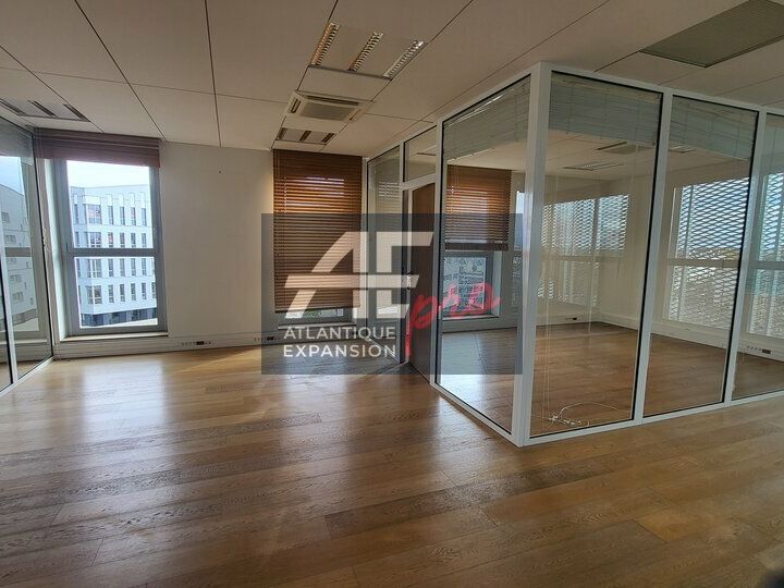 Location bureaux 110 m² non divisibles