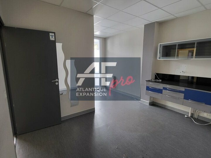 A LOUER LOCAUX PROFESSIONNEL DE SANTE en centre ville de Saint Nazaire par Atlantique Expansion Pro