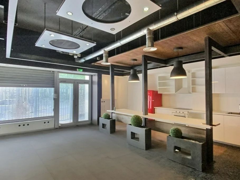 Location bureaux 83 m² non divisibles