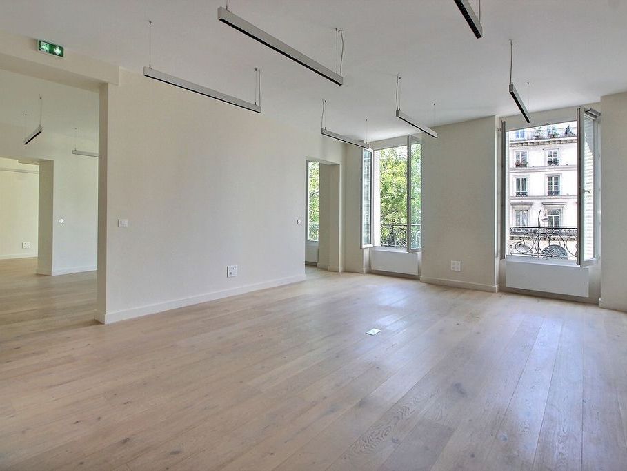 Location bureaux 130 m² non divisibles