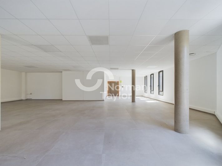 300 m² pour ce bureaux en location à Grabels