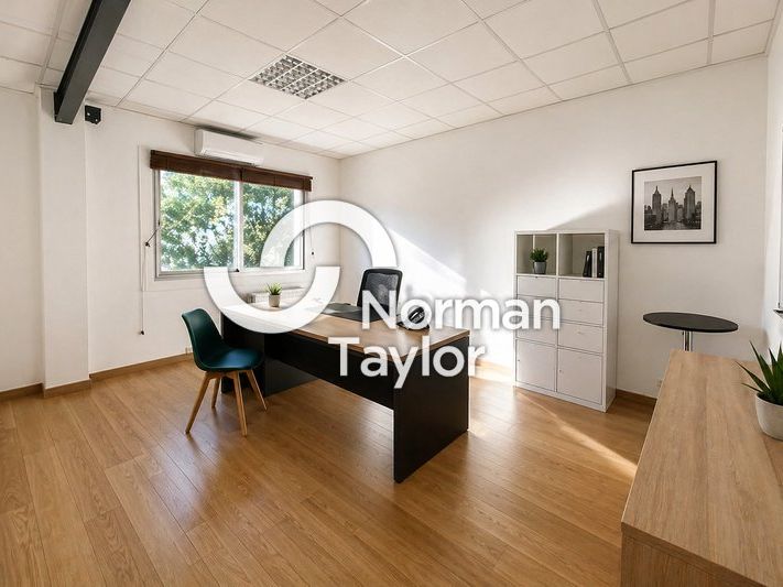 Location bureaux 82 m² divisibles à partir de 12 m²