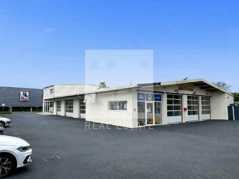 Vente local d''activites 627 m² divisibles à partir de 198 m²