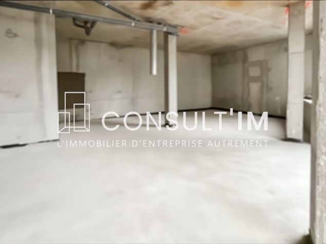 Location local commercial 77 m² non divisibles