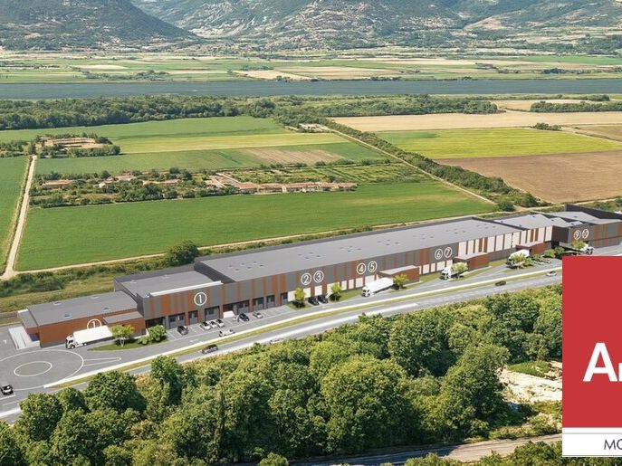 Vente local d''activites 5158 m² divisibles à partir de 710 m²