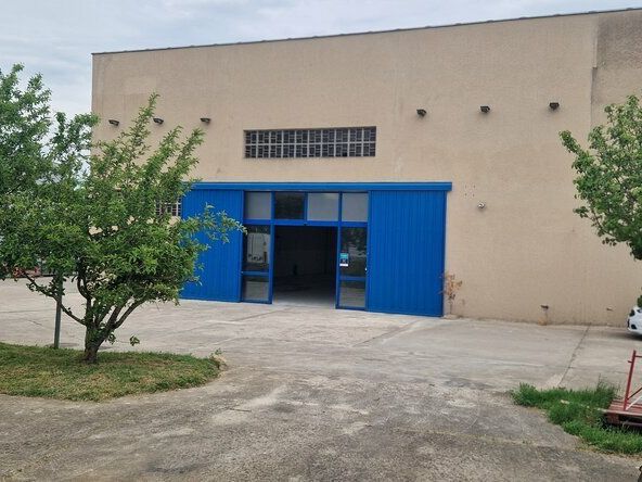 Location local d''activites 425 m² non divisibles