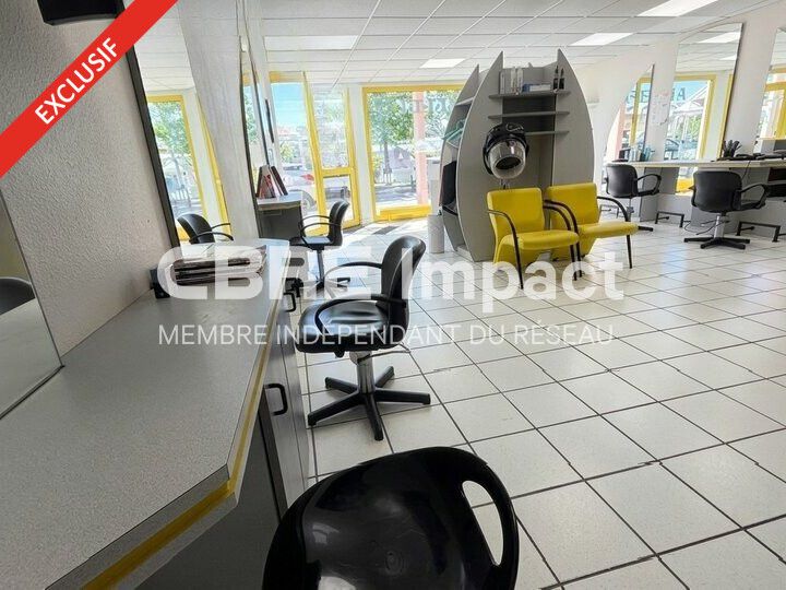 Vente local commercial 65.91 m² non divisibles