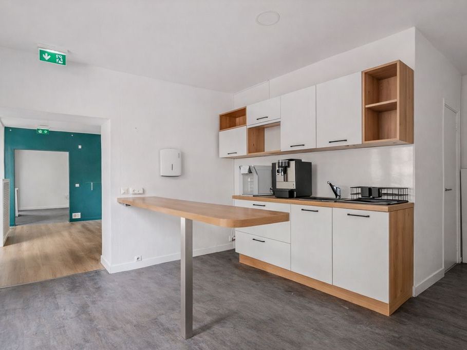 Vente bureaux 207 m² non divisibles