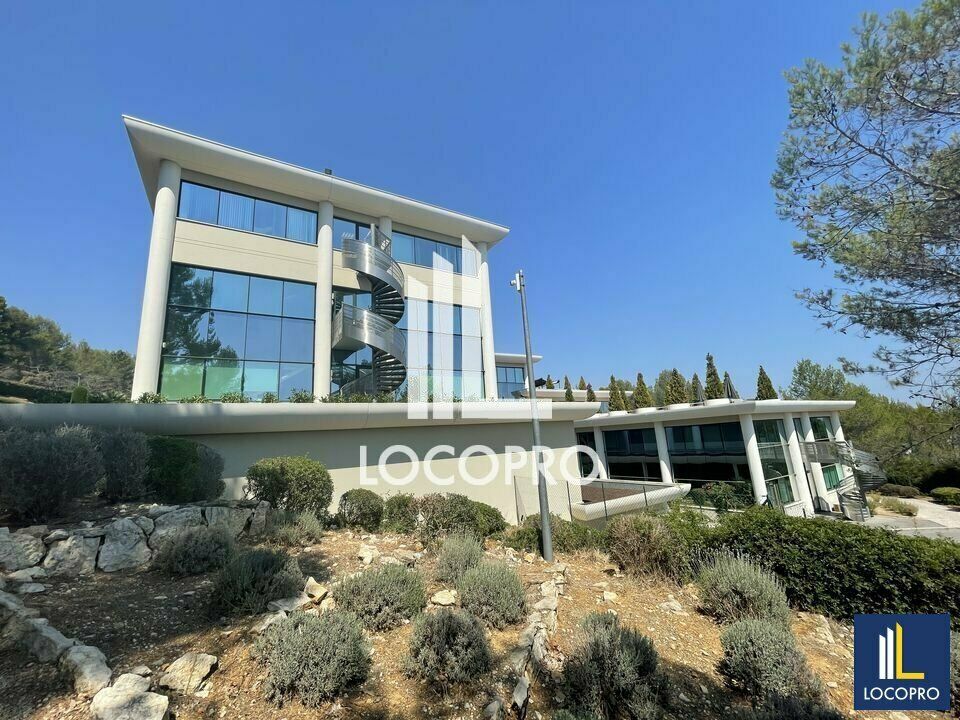 1503 m² pour ce bureaux en location à Sophia antipolis