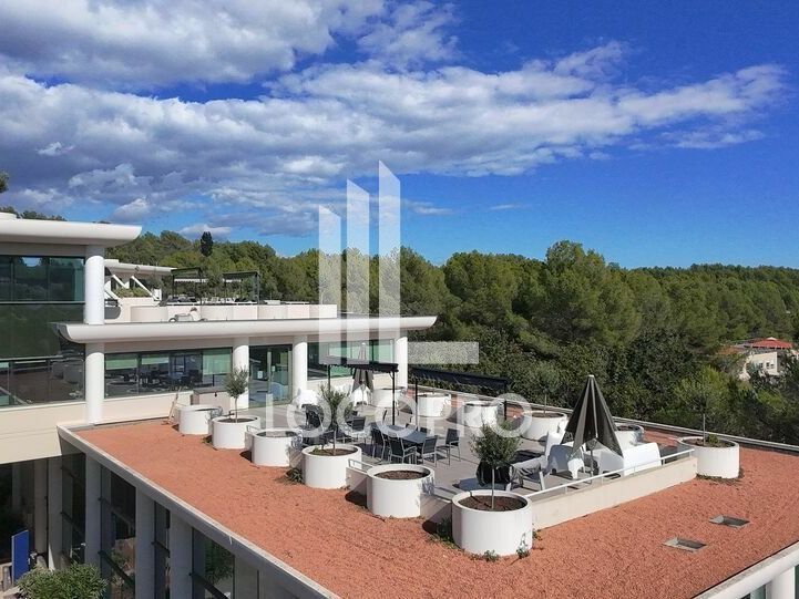 414 m² pour ce bureaux en location à Sophia antipolis