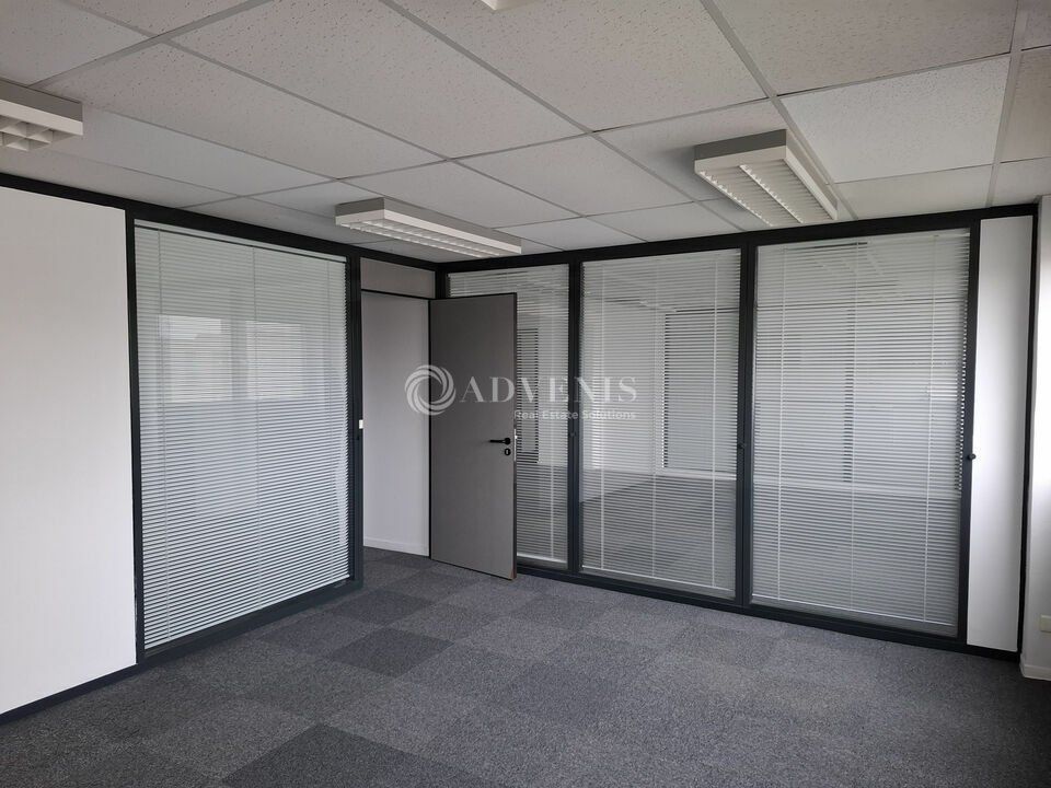 Location bureaux 200 m² non divisibles