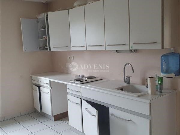Location bureaux 246 m² non divisibles
