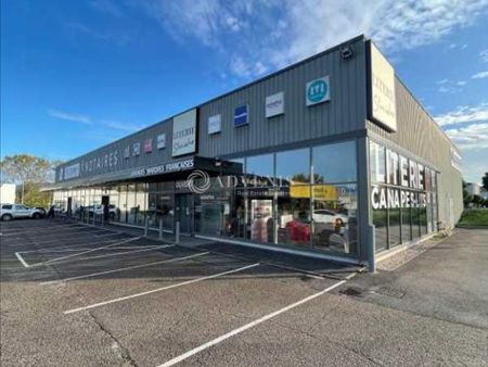 Vente local commercial 275 m² divisibles à partir de 275 m²