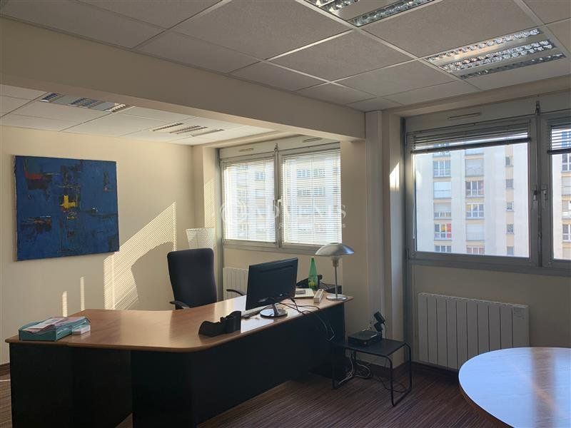 Location bureaux 97 m² divisibles à partir de 97 m²